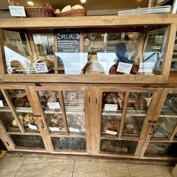 Bijou Bakery - Bakery - Bakeries Near Me - Cayucos, California Bijou Bakery - Bakery - Bakeries Near Me - Cayucos, California