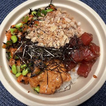 Poké House - Mountain View - Soy tuna, spicy miso salmon, salmon bowl - Poke Near Me - Mountain View, California Poké House - Mountain View - Soy tuna, spicy miso salmon, salmon bowl - Poke Near Me - Mountain View, California