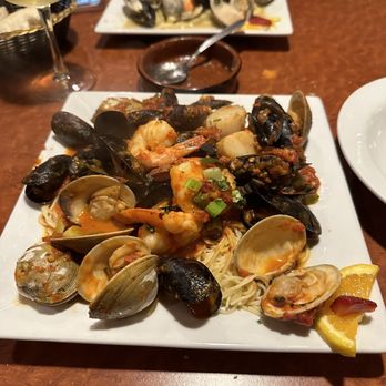 Bobby C's Ristorante - Frutti Di Mare - Italian Near Me - Melrose, Massachusetts Bobby C's Ristorante - Frutti Di Mare - Italian Near Me - Melrose, Massachusetts