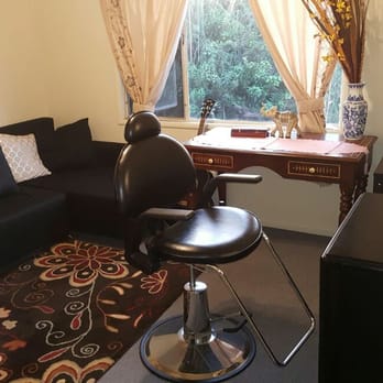 Moolian's Brows - Our studio - Threading Services Near Me - Los Angeles, California