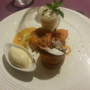 Entre Vigne et Garrigue - Apricot dessert three ways with panna cotta, claufoutis, gelato and grilled apricots - French Near Me - Pujaut, 30