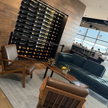 Restaurant 917 - New American Near Me - Carson, California