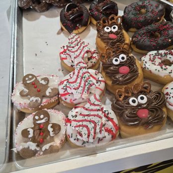 Five-O Donut - Bakeries Near Me - Ellenton, Florida