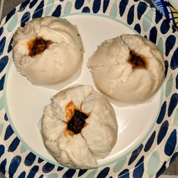 Tao's Dim Sum & Noodle - Steamed Roast Pork Buns ($5.50/3pcs)