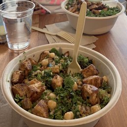 Build your own salad bowl Build your own salad bowl