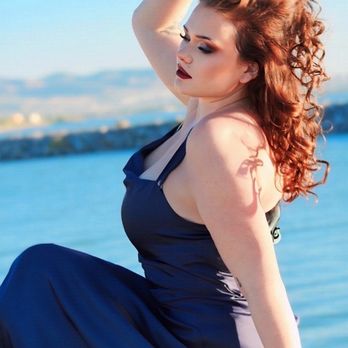 Dark Vivacity Photos - By the lake - Session Photography Near Me Dark Vivacity Photos - By the lake - Session Photography Near Me