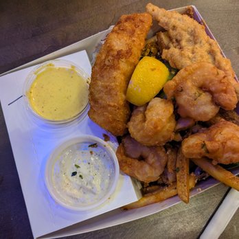 Gordon Ramsay Fish & Chips - Gordon Ramsey Combo - Fish & Chips Near Me - Washington, DC, District of Columbia Gordon Ramsay Fish & Chips - Gordon Ramsey Combo - Fish & Chips Near Me - Washington, DC, District of Columbia