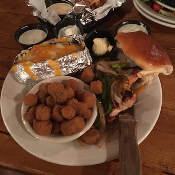 Hitch'n Post Restaurant - Alamo Chicken!! Yum! - American Near Me - Williamston, North Carolina