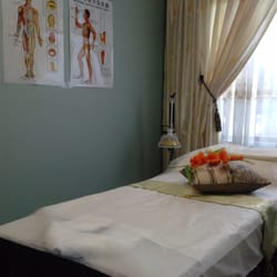 Jun's Clinic - Comfortable massage, Acupuncture to reduce your pain and stress