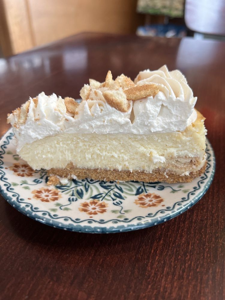 Harbor Lights Coffeehouse Logo