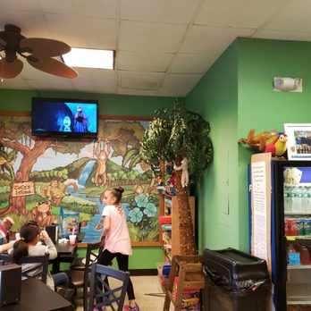 CoCo's Tropical Ice - Board games and TV - Ice Cream & Frozen Yogurt Near Me - Auburn, Massachusetts