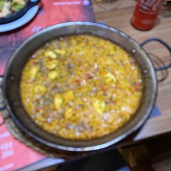Jamón y Vino - Chicken paella - Spanish Near Me - Barcelona, B