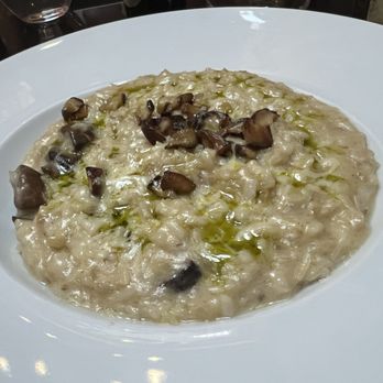 Gin Lovers - Mushroom risotto - Bars Near Me - Lisbon, 11