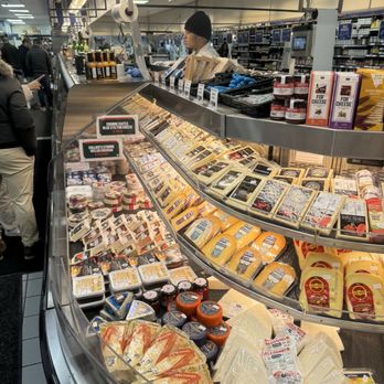 Diana's Seafood - Seafood Markets Near Me - Toronto, Ontario
