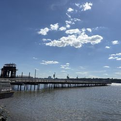 Riverside Park Pier 1