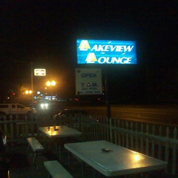 Lakeview Lounge - Dive Bars Near Me - Edgewater, Colorado