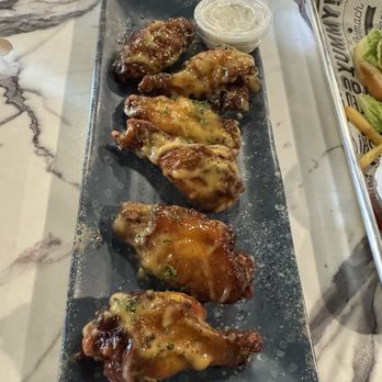 Peachez - Bang Bang Wings - Lounges Near Me - Houston, Texas Peachez - Bang Bang Wings - Lounges Near Me - Houston, Texas