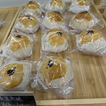 Fantasy Bread Garden - Egg yolk pastry - Bakeries Near Me - Richmond Hill, Ontario