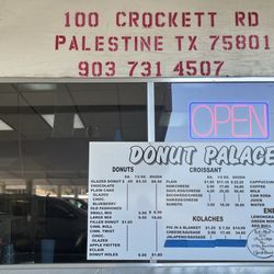 Donut Palace - Address and menu as of 08/28/2026.