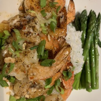 Bonefish Grill - Pineapple glaze shrimp with jasmine rice and asparagus - Seafood Near Me - Orlando, Florida Bonefish Grill - Pineapple glaze shrimp with jasmine rice and asparagus - Seafood Near Me - Orlando, Florida
