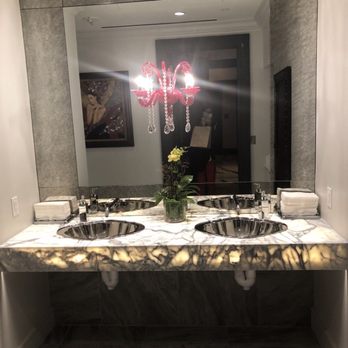 MICO - Gorgeous bathroom! - Argentine Near Me - Charlotte, North Carolina MICO - Gorgeous bathroom! - Argentine Near Me - Charlotte, North Carolina
