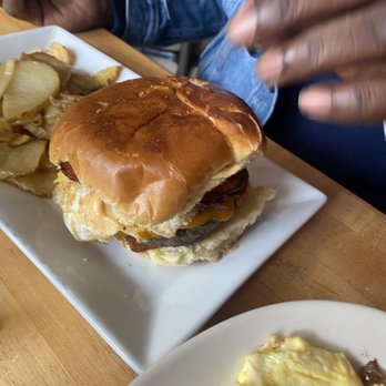Izzy's 33 - Breakfast Burger - Breakfast & Brunch Near Me - Philadelphia, Pennsylvania Izzy's 33 - Breakfast Burger - Breakfast & Brunch Near Me - Philadelphia, Pennsylvania