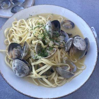Riverside - Manila clam pasta - New American Near Me - Hood River, Oregon