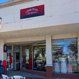 Exterior outside entrance of La Boutique Consignment & Bridal - This place is awesome and it is in Hemet! I can't believe it! Beautiful dresses,a tea room and a museum. A girls fantasy! Go check it out!! - Hemet, California Exterior outside entrance of La Boutique Consignment & Bridal - This place is awesome and it is in Hemet! I can't believe it! Beautiful dresses,a tea room and a museum. A girls fantasy! Go check it out!! - Hemet, California