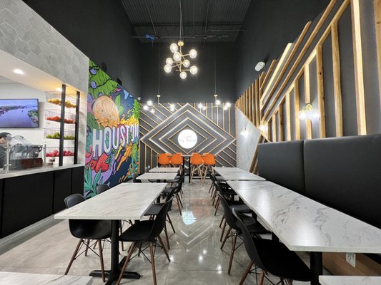 Tight Squeeze Juice Bar by null