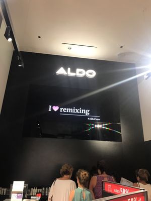 ALDO by null