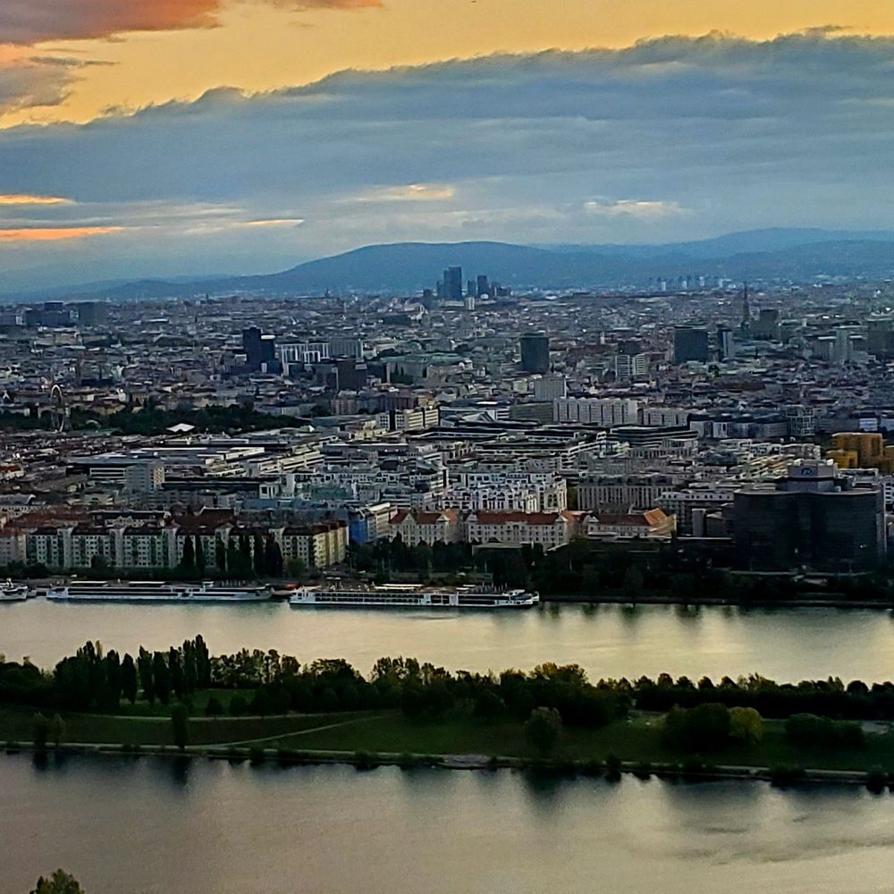 Restaurant im Donauturm - Gorgeous views of Vienna at sunset! - 10/ /2019 - Austrian Near Me - Vienna, 9 Restaurant im Donauturm - Gorgeous views of Vienna at sunset! - 10/ /2019 - Austrian Near Me - Vienna, 9
