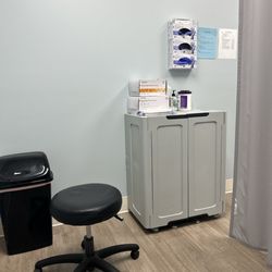 Signe Spine & Rehab - Waiting for my injections!