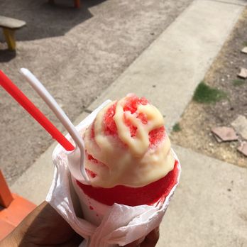 Tropical Express - Tigers blood with cream it's amazing - Shaved Ice Near Me - Houston, Texas