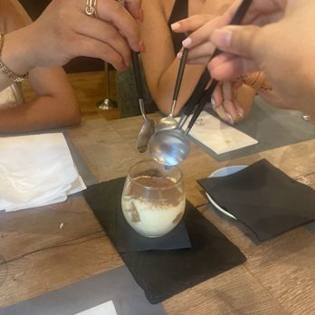 Restaurante O Camilo - Tiramisú - Seafood Near Me - Lagos, 08