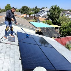Ovr Windows and Gutters - Solar panel's cleaning