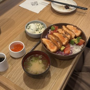 Tendon Kohaku - Thick cut rare salmon katsu and ikura don set - Japanese Near Me - Bellevue, Washington
