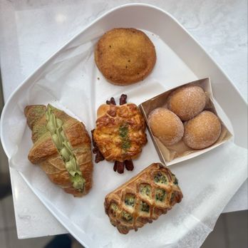 Tous Les Jours - Pastries - Bakeries Near Me - Pittsburgh, Pennsylvania