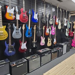 Guitars And More
