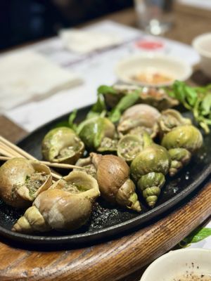 Oc & Lau Restaurant by null