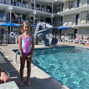 Fleur De Lis Beach Resort - Hotels Near Me - Wildwood Crest, New Jersey Fleur De Lis Beach Resort - Hotels Near Me - Wildwood Crest, New Jersey