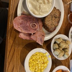 Cracker Barrel Old Country Store - Lunch sampler