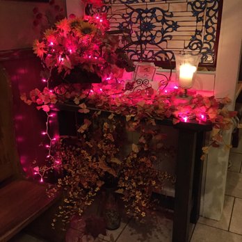 The Pie - Beautiful decor. - Pizza Near Me - Port Jefferson, New York The Pie - Beautiful decor. - Pizza Near Me - Port Jefferson, New York