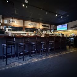 Luna Thai & Sushi Restaurant - Sushi Bar