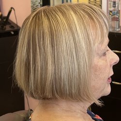 Azi Beauty PDX - Highlights and cut