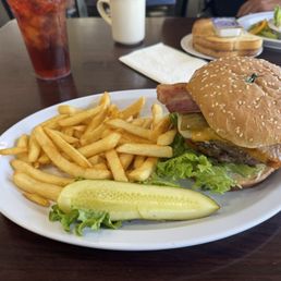 Red Onion Burger