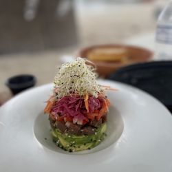 Malecón 21 - The tuna tartar was delicious! So was the guacamole.