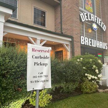 Delafield Brewhaus - Pubs Near Me - Delafield, Wisconsin