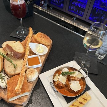 Saint - Bread service/meatballs - Italian Near Me - St. Augustine, Florida Saint - Bread service/meatballs - Italian Near Me - St. Augustine, Florida