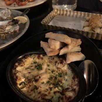 Black Bottle - Artichoke and dungeness dip with flatbread - New American Near Me - Bellevue, Washington Black Bottle - Artichoke and dungeness dip with flatbread - New American Near Me - Bellevue, Washington