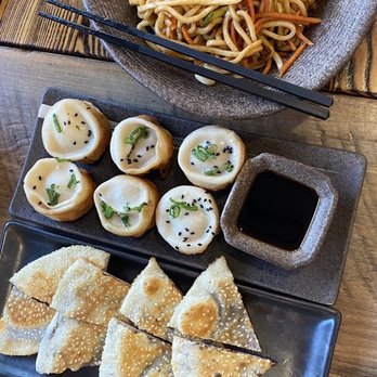 Dumpling Hours - Red Bean Paste Cakes Juicy Pan-Fried Pork Buns - Dim Sum Near Me - Walnut Creek, California